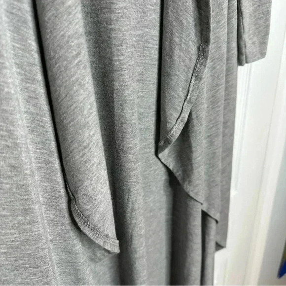 Mrs. Tee Cardigan Grey  Size Large - Picture 5 of 16